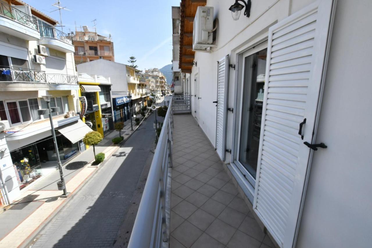 Downtown Loft Apartment Aigio Exterior photo
